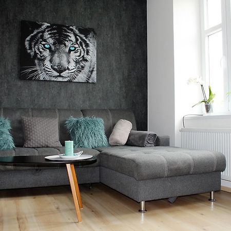 Apartman Doma Йичин Экстерьер фото